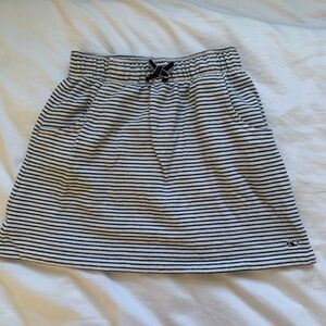 Youth Medium Vineyard Vines Skirt
